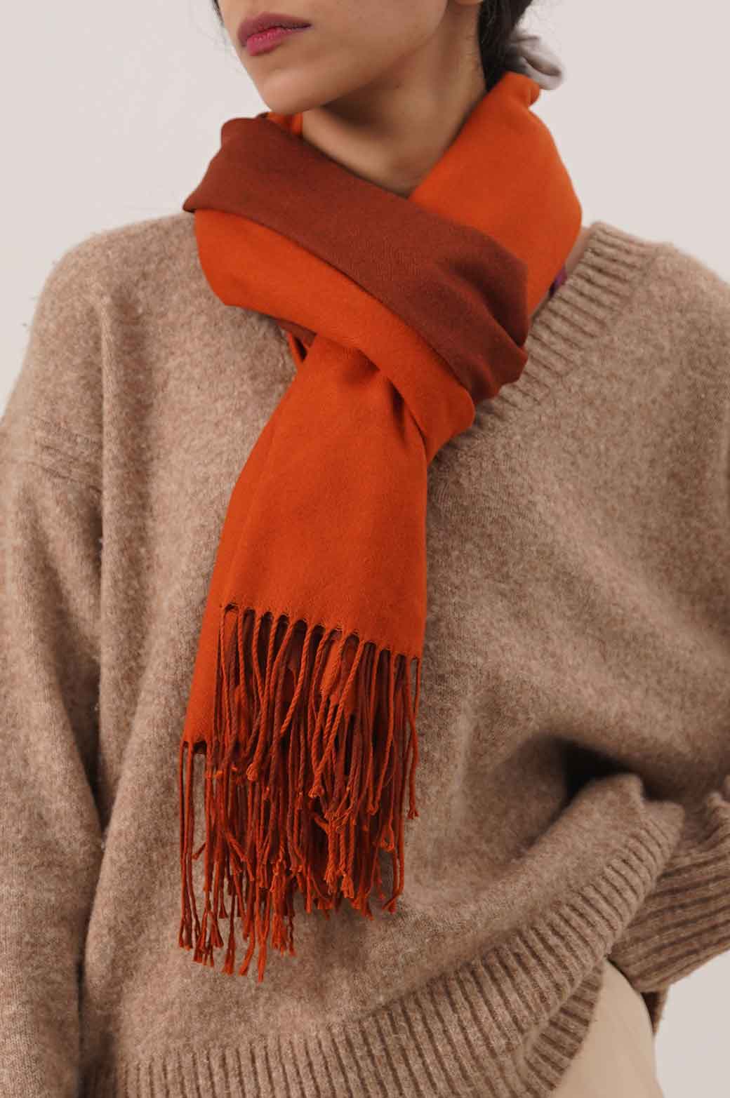 TWO-TONE SOFT SCARF - Image 2