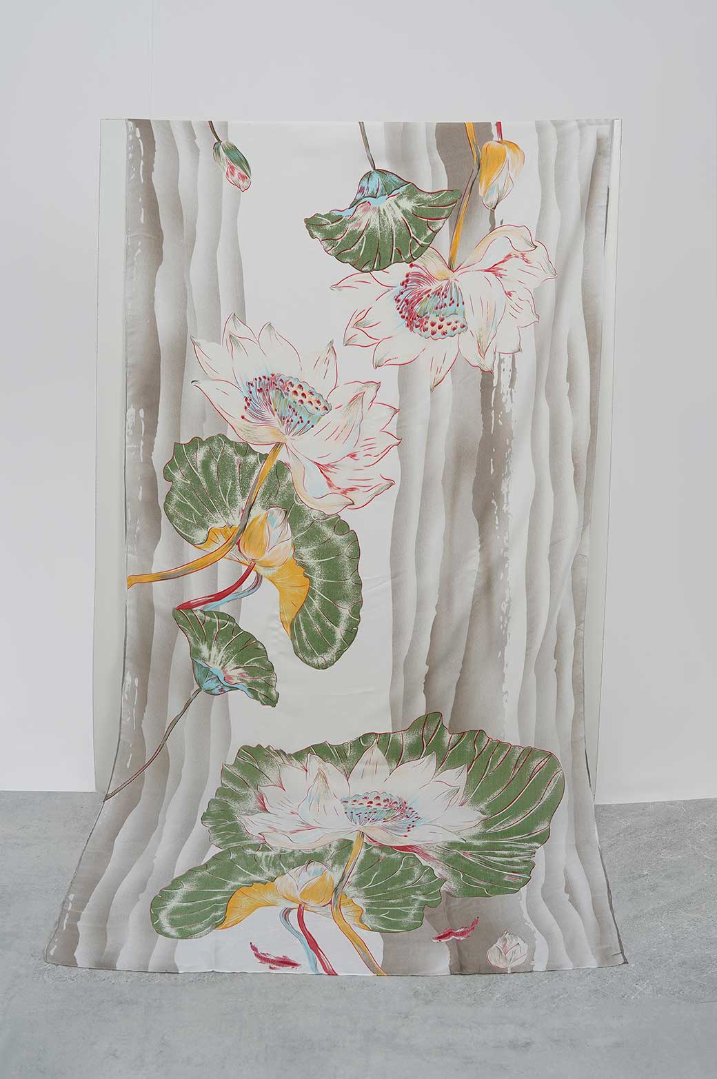 WATER LILLY SCARF