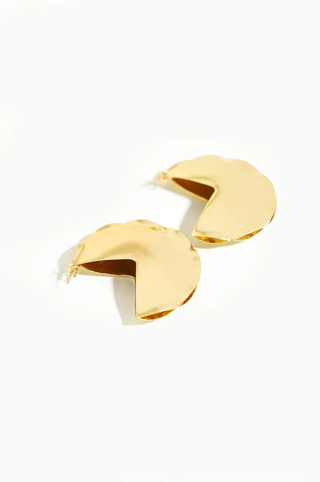 WAVE DROP EARRING
