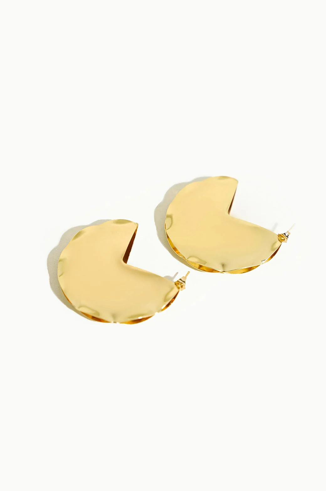 WAVE DROP EARRING - Image 2