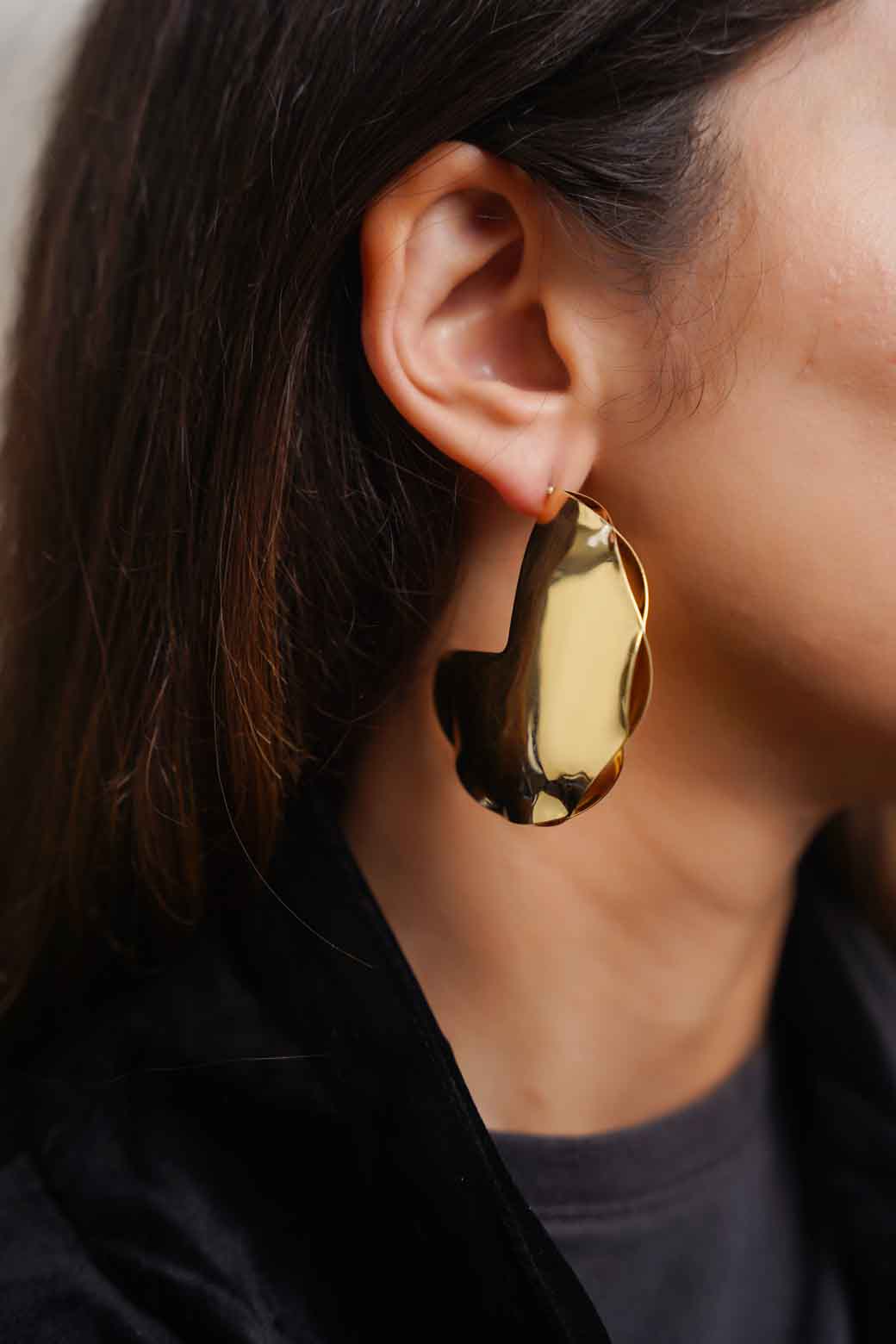 WAVE DROP EARRING - Image 3