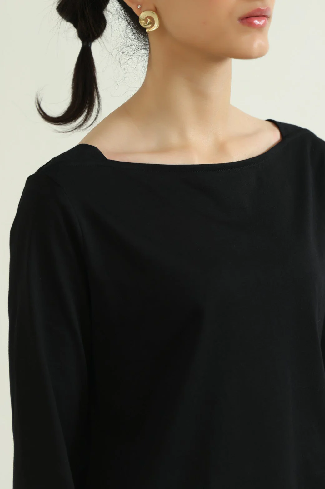 WIDE-NECK TEE - Image 2