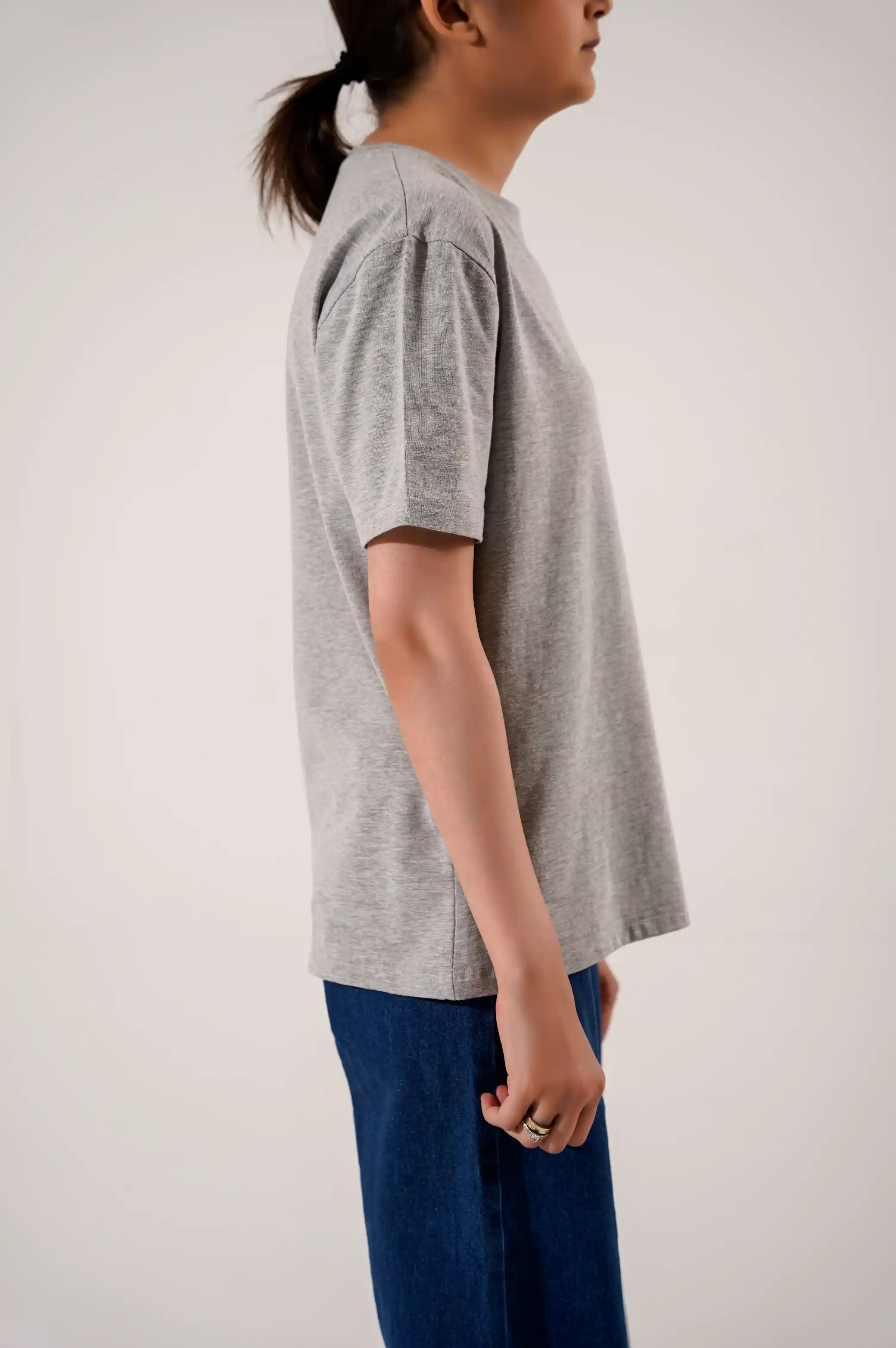 ROUND NECK T-SHIRT - Image 3