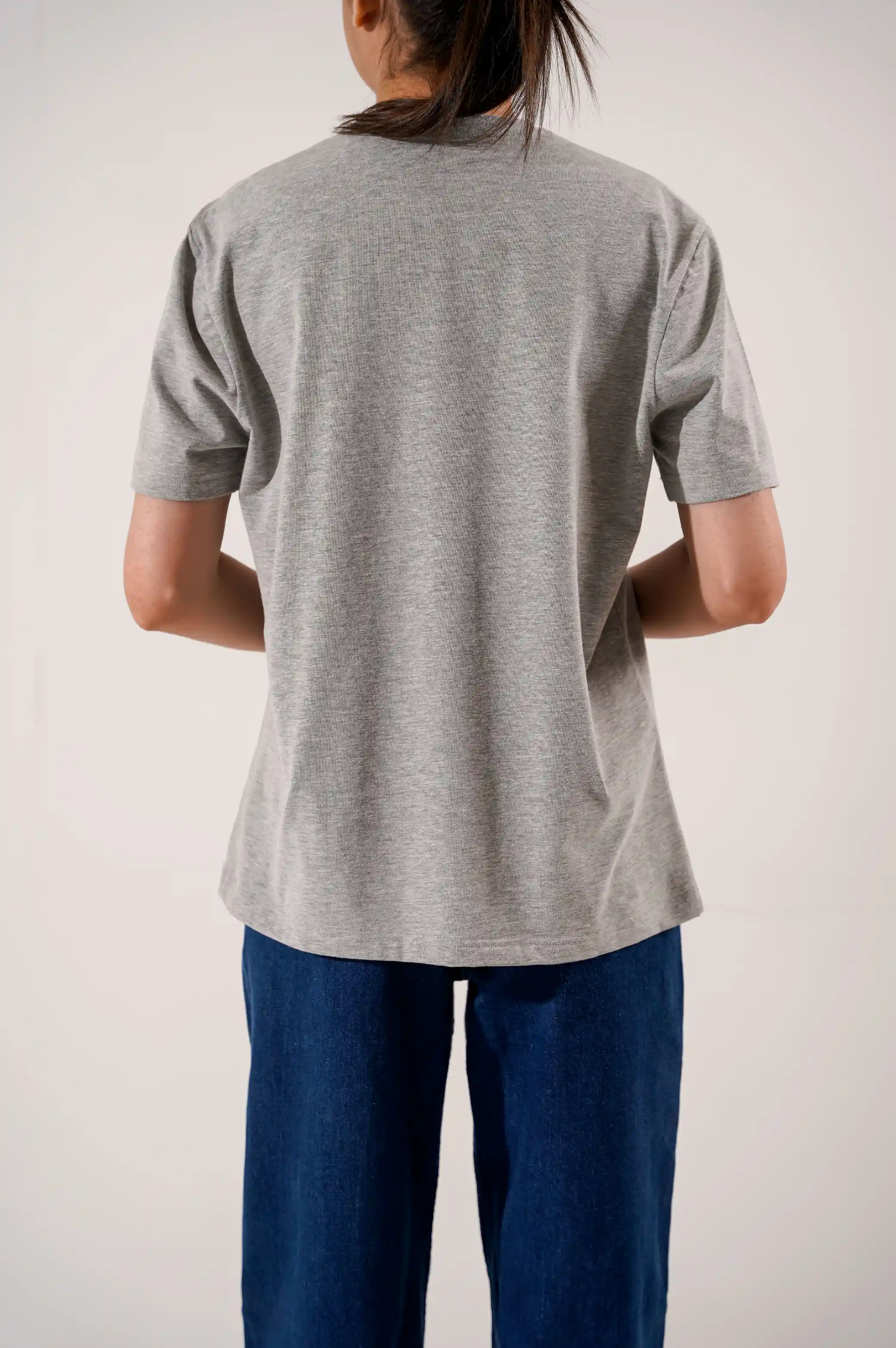 ROUND NECK T-SHIRT - Image 4
